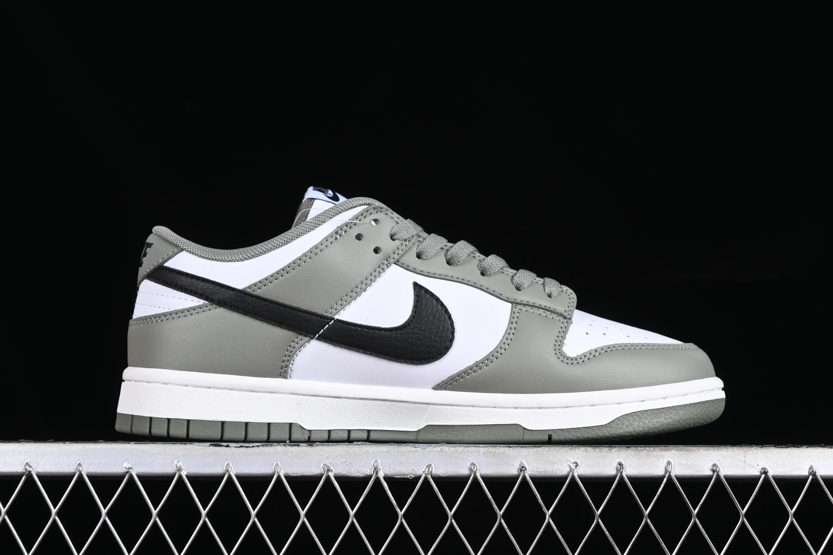 All Categories Nk SB Dunk Series Nk SB Dunk Low Low-top sneakers N version Nk Dunk Low "Paris" NBA Paris Game SB low-top casual sneakers FZ4624-001